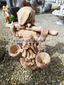 Figurka betonowa DZIEWCZYNKA Z WIADERKAMI 54 cm