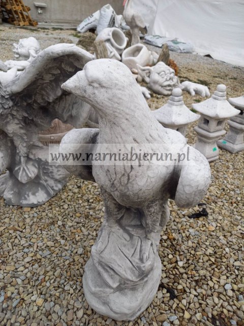 Figurka betonowa Orzeł 58 cm Figurka betonowa Orzeł 58 cm