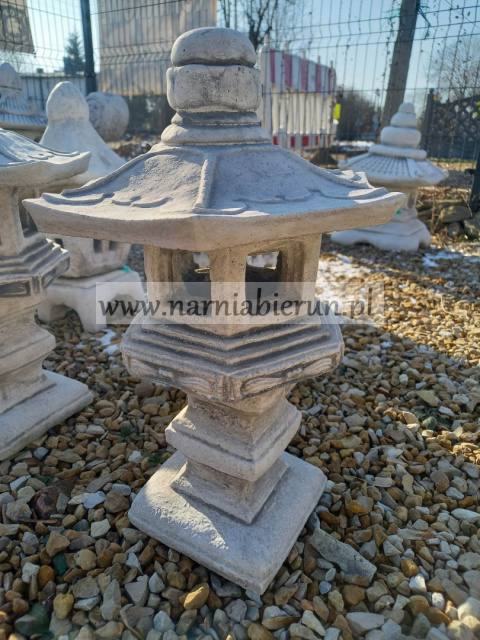 Figurka betonowa PAGODA CHIŃSKA H42 Figurka betonowa PAGODA CHIŃSKA H42