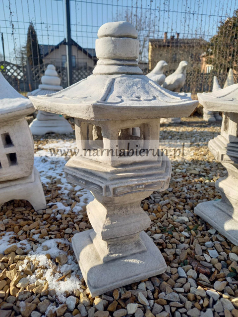 Figurka betonowa PAGODA CHIŃSKA H42 Figurka betonowa PAGODA CHIŃSKA H42
