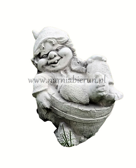 Figurka ogrodowa betonowa Skrzat w bali Figurka ogrodowa betonowa Skrzat w bali