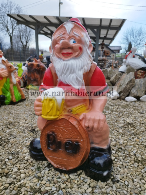 Figurka z żywcy poliestrowej Krasnal krasnoludek z piwem piwosz 62cm Figurka z żywcy poliestrowej Krasnal krasnoludek z piwem piwosz 62cm