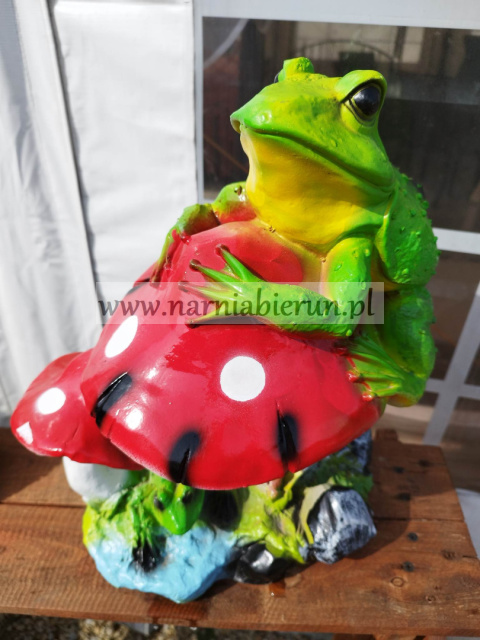 Figurka ogrodowa Żaba na muchomorze Figurka ogrodowa Żaba na muchomorze