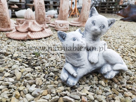 Figurka betonowa KOT PARAKA KOTKÓW KOTY 20 cm Figurka betonowa KOT PARAKA KOTKÓW KOTY 20 cm