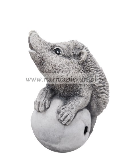 Figurka betonowa JEŻ JEŻYK Z JABŁKIEM 15 cm Figurka betonowa JEŻ JEŻYK Z JABŁKIEM 15 cm