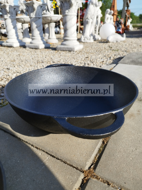 Patelnia żeliwna 38 cm talerz indukcja gaz ognisko 9 cm Patelnia żeliwna 38 cm talerz indukcja gaz ognisko 9 cm