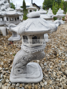 Piękna Lampa Japońska betonowa Pagoda