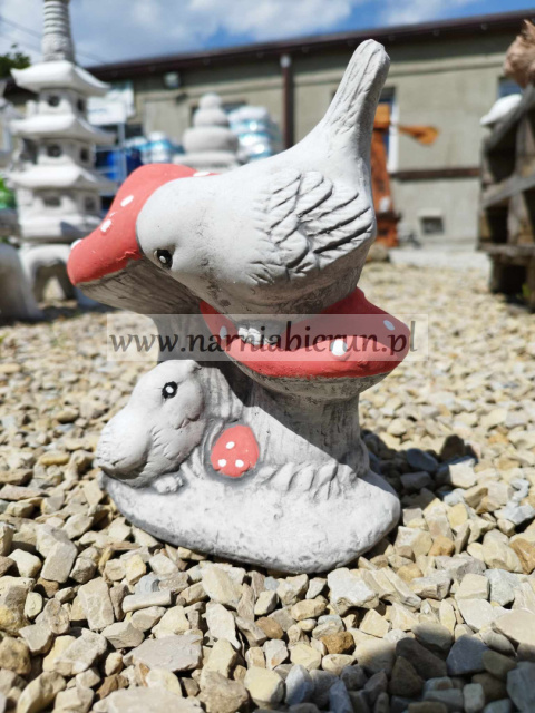 Figurka ogrodowa betonowa MUCHOMORY Z PTASZKIEM H22 Figurka ogrodowa betonowa MUCHOMORY Z PTASZKIEM H22