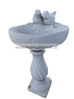 Figurka betonowa poidełko POIDŁO ptaki na kolumnie 51 cm