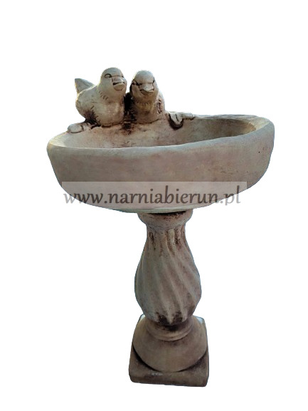 Figurka betonowa poidełko POIDŁO ptaki na kolumnie 51 cm Figurka betonowa poidełko POIDŁO ptaki na kolumnie 51 cm