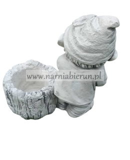 Figurka betonowa SKRZAT TROLL Z DONICZKĄ 31 cm