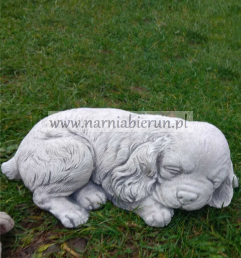 Figurka betonowa pies śpiący 30cm Figurka betonowa pies śpiący 30cm