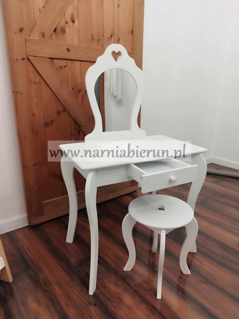 Piękna biała toaletka kosmetyczna dla dziecka + krzesełko Piękna biała toaletka kosmetyczna dla dziecka + krzesełko
