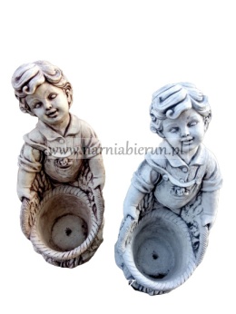 Figurka betonowa CHŁOPAK JÓZIU Z KOSZEM 45 cm.