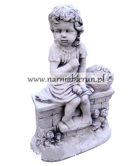 Figurka betonowa DZIEWCZYNA NA MURKU 50 cm Figurka betonowa DZIEWCZYNA NA MURKU 50 cm