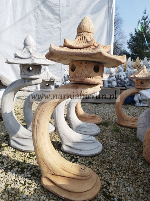 Figurka betonowa PAGODA japońska 88 cm Figurka betonowa PAGODA japońska 88 cm