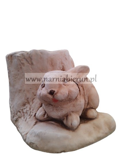 Figurka betonowa ZAJĄC Z DONICĄ 19 cm Figurka betonowa ZAJĄC Z DONICĄ 19 cm